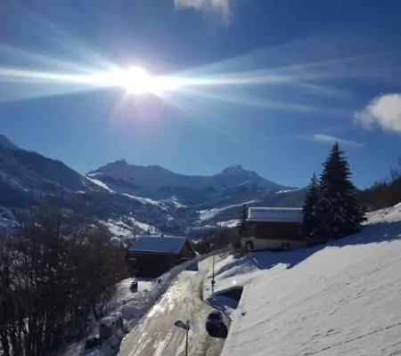 Station 4 Pers Doucy Valmorel *